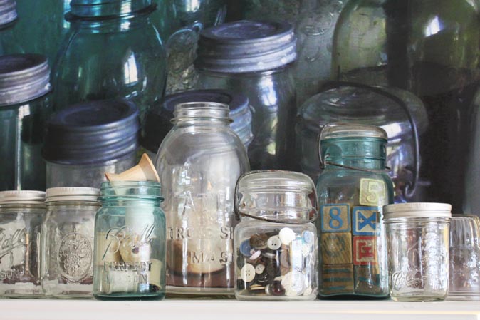 Antike Jars in verschiedenen Formen und Größen 